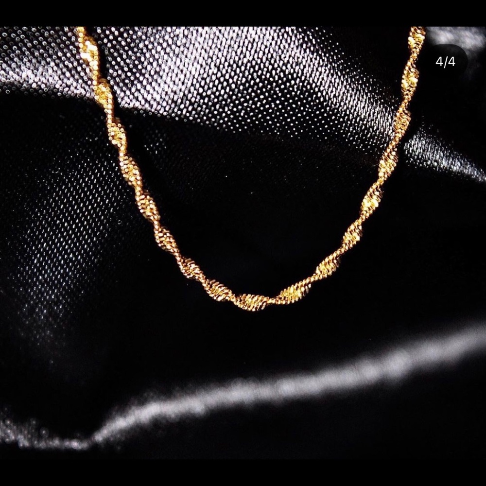 Necklaces - Picture 8 of 8